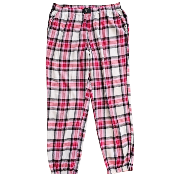 Victoria's Secret Pink and Black Plaid Pajama Pants - Picture 2 of 11